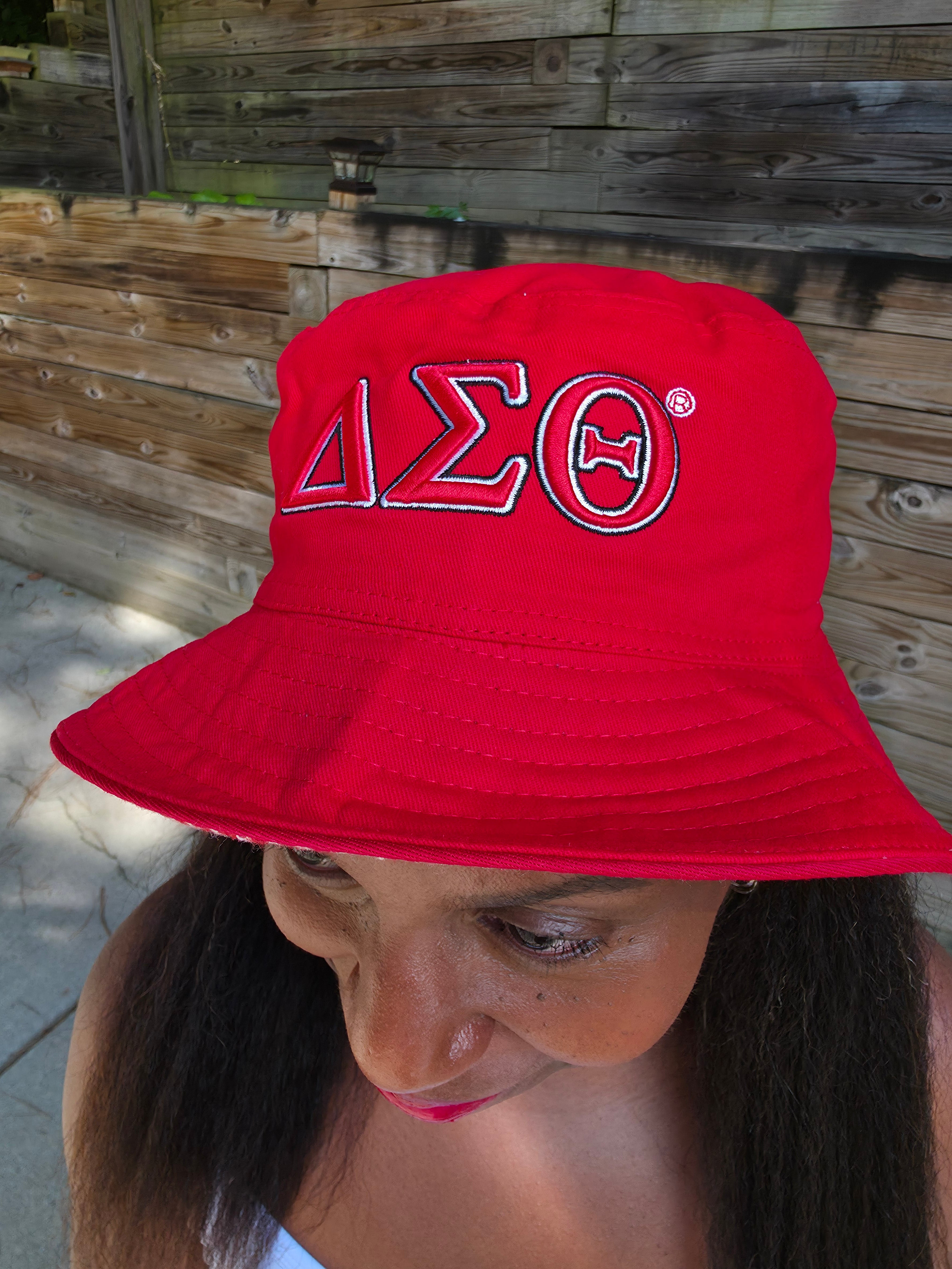 Delta Reversible Houndstooth Bucket Hat