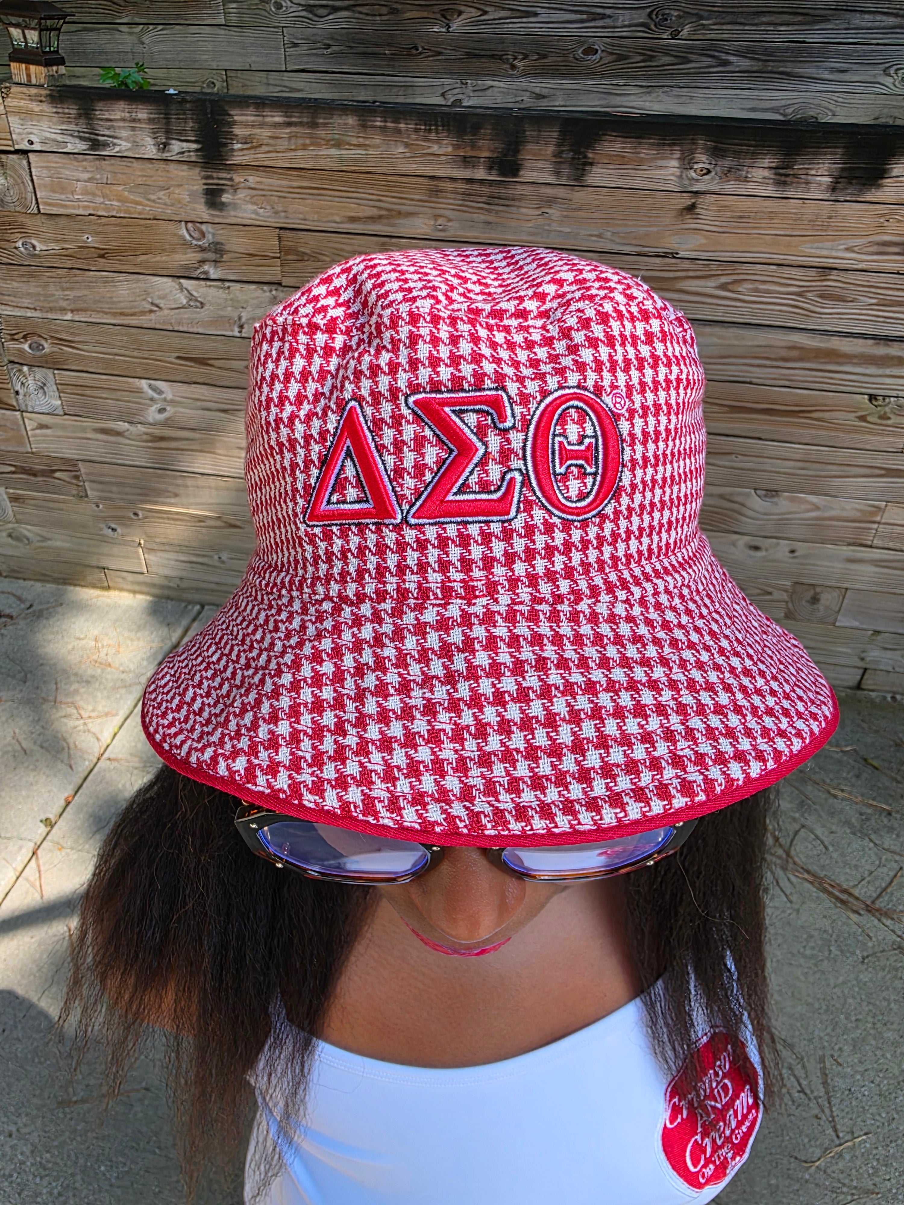 Delta Reversible Houndstooth Bucket Hat